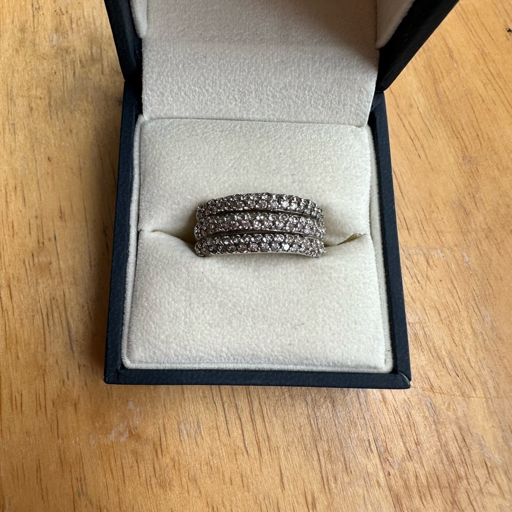 Elegant 3-Band White Topaz Silver